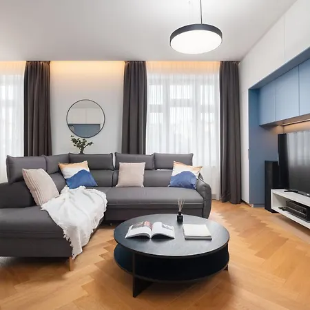 Διαμέρισμα Days - Modern With Workspace - Quiet Area
